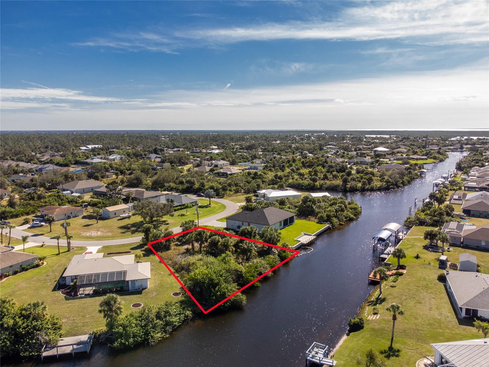 17306 GULFSPRAY CIR, PORT CHARLOTTE, FL — photo 13