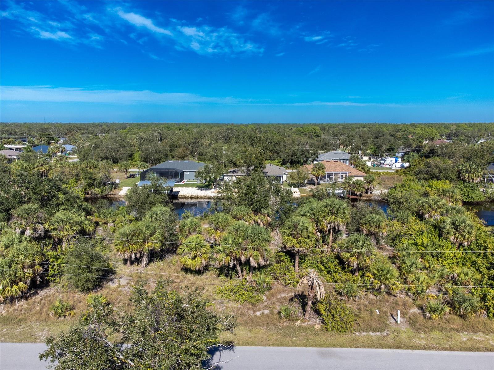 17340 GULFSPRAY CIR, PORT CHARLOTTE, FL