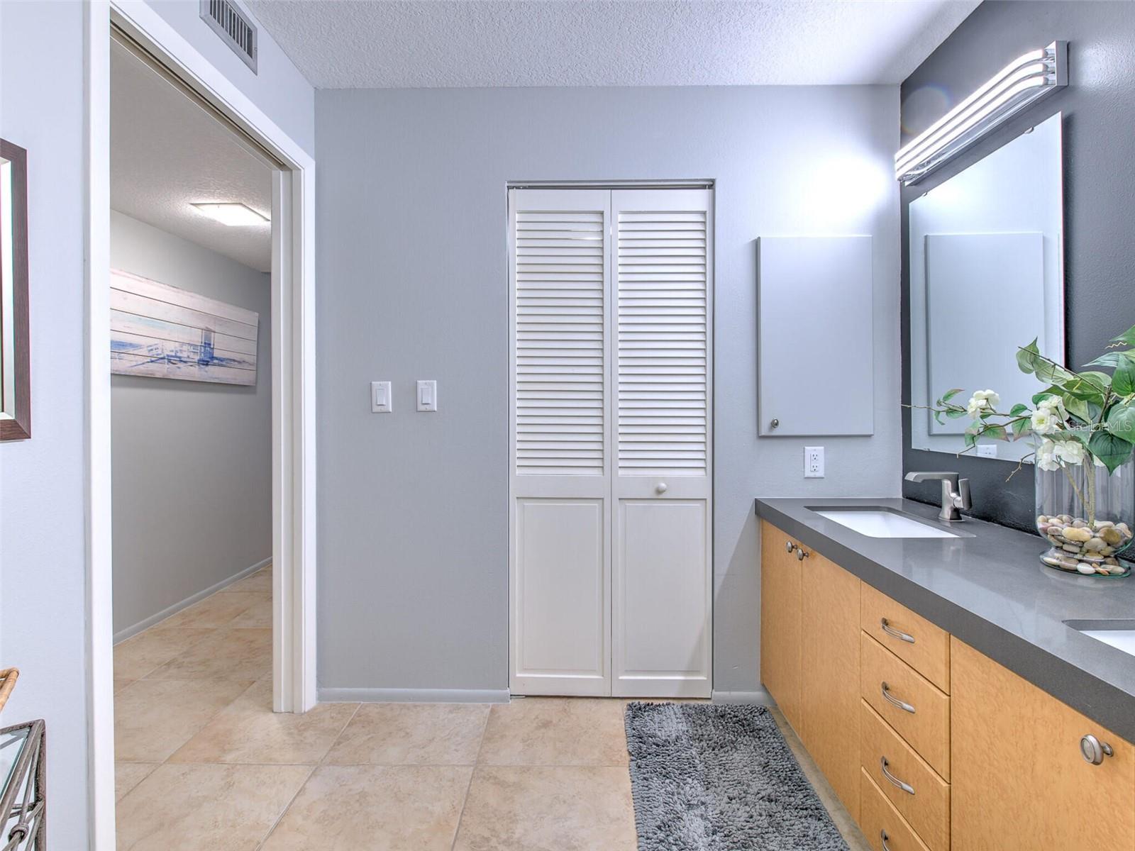 741 BAYPORT WAY #741, LONGBOAT KEY, FL — photo 27