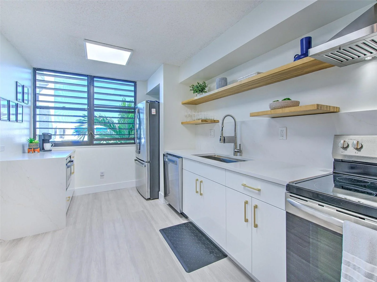 805 BAYPORT WAY #805, LONGBOAT KEY, FL — photo 11