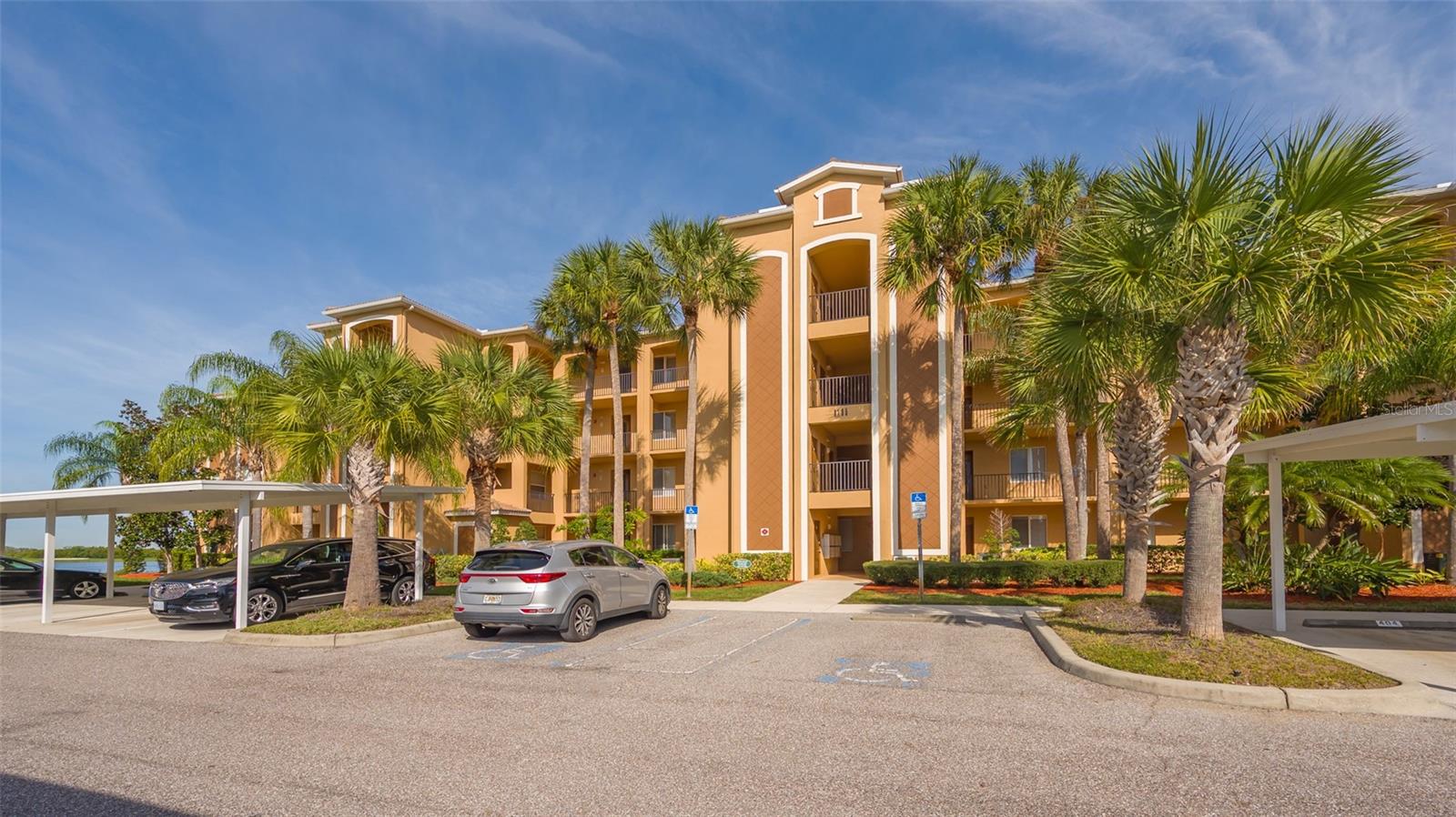 8105 GRAND ESTUARY TRL #204, BRADENTON, FL