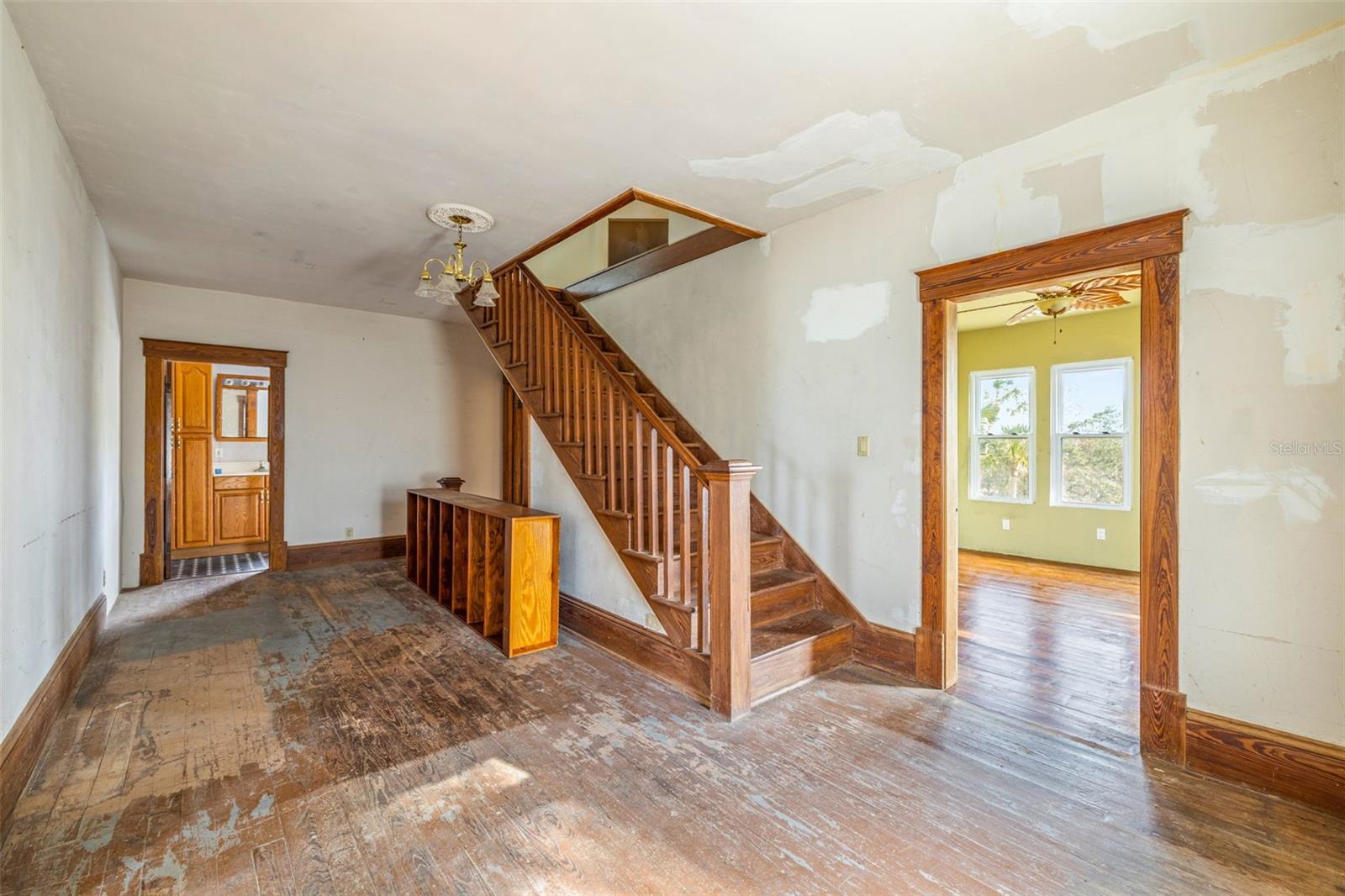 553 DIVISION ST, TARPON SPRINGS, FL — photo 18