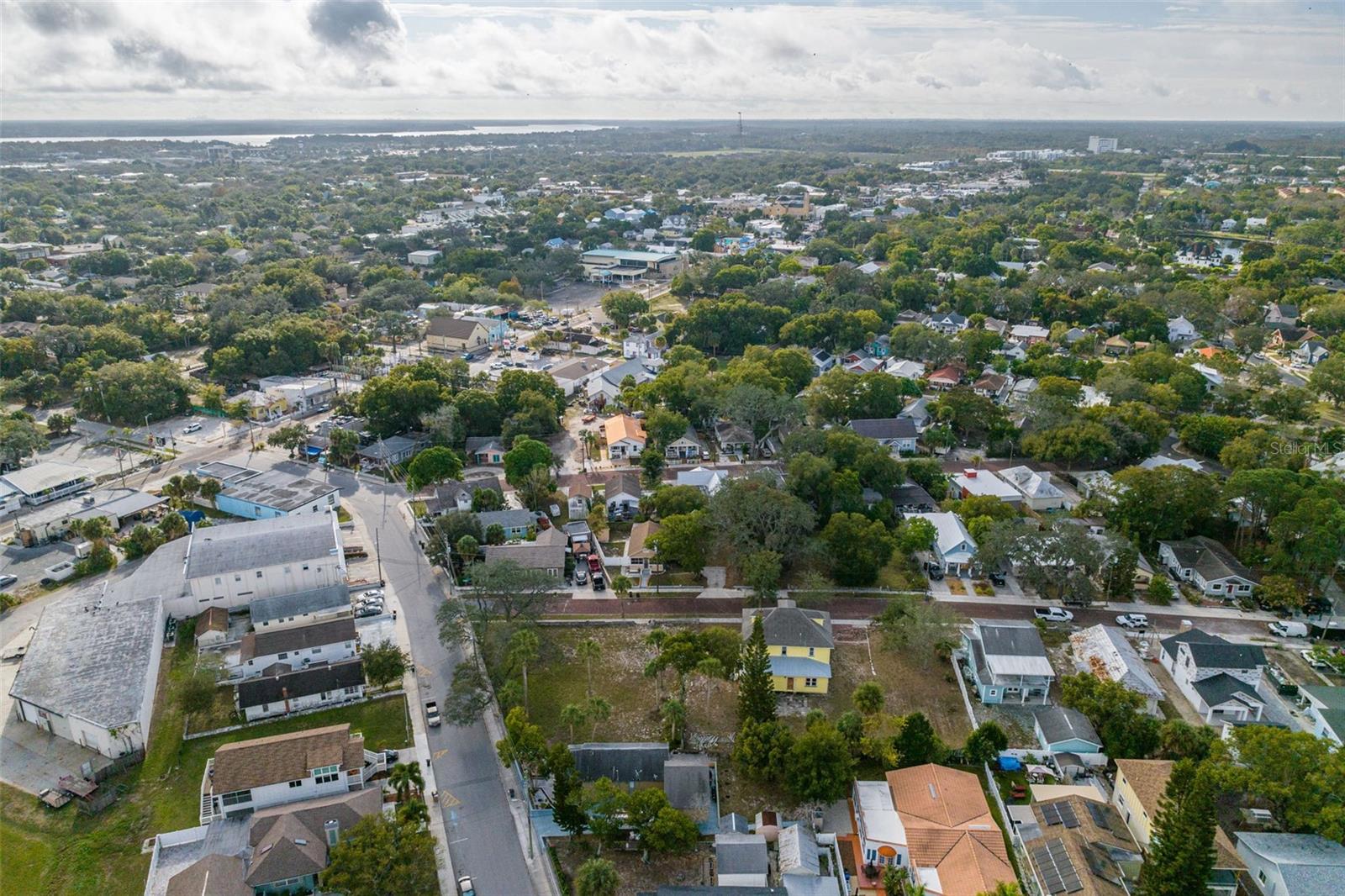 553 DIVISION ST, TARPON SPRINGS, FL — photo 34