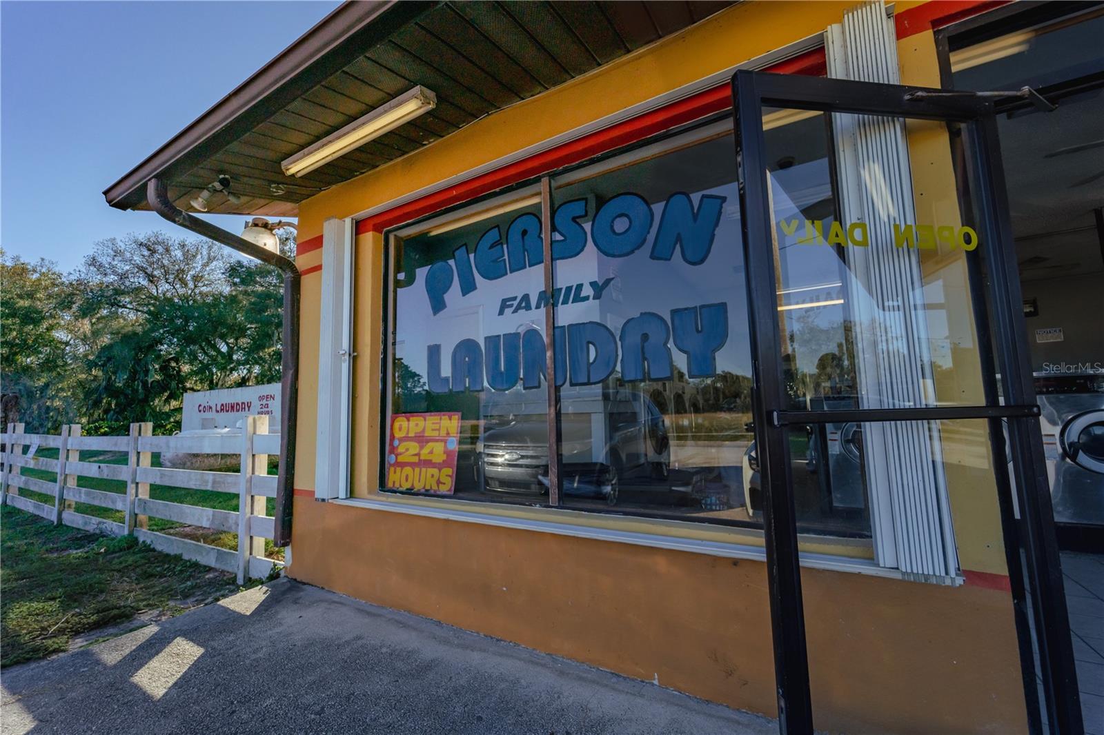 302 S CENTER ST, PIERSON, FL — photo 32