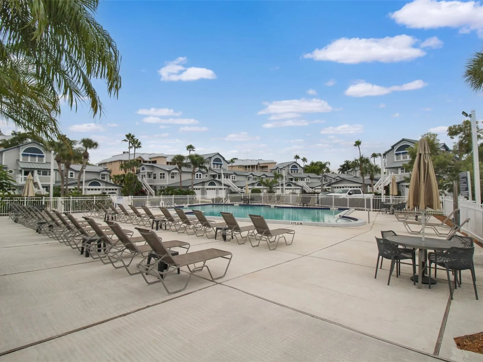 1339 SIESTA BAYSIDE DR #1339-C, SARASOTA, FL — photo 2