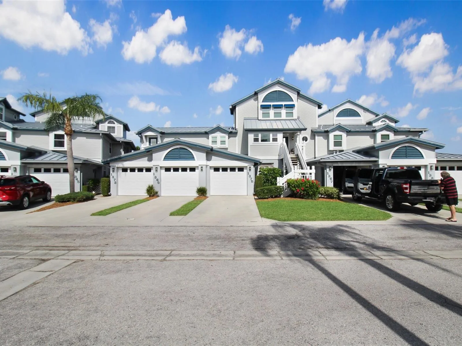 1389 SIESTA BAYSIDE DR #1389-F, SARASOTA, FL — photo 1