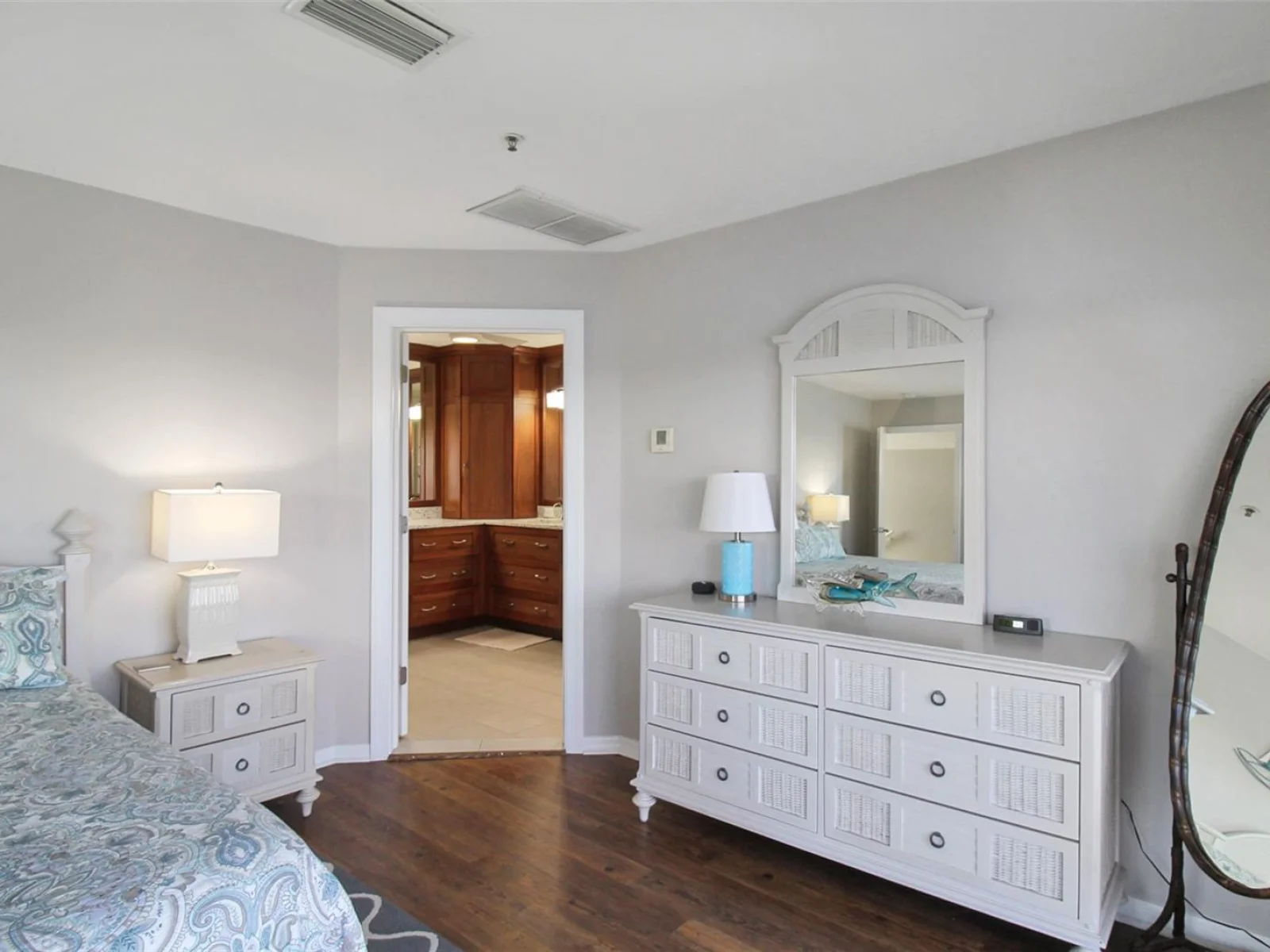 1389 SIESTA BAYSIDE DR #1389-F, SARASOTA, FL — photo 48