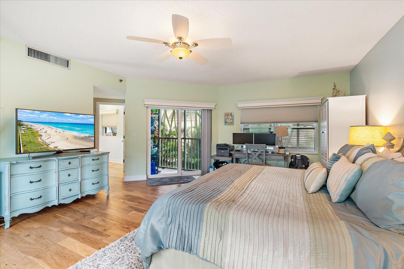 5621 GULF OF MEXICO DR #103, LONGBOAT KEY, FL — photo 24