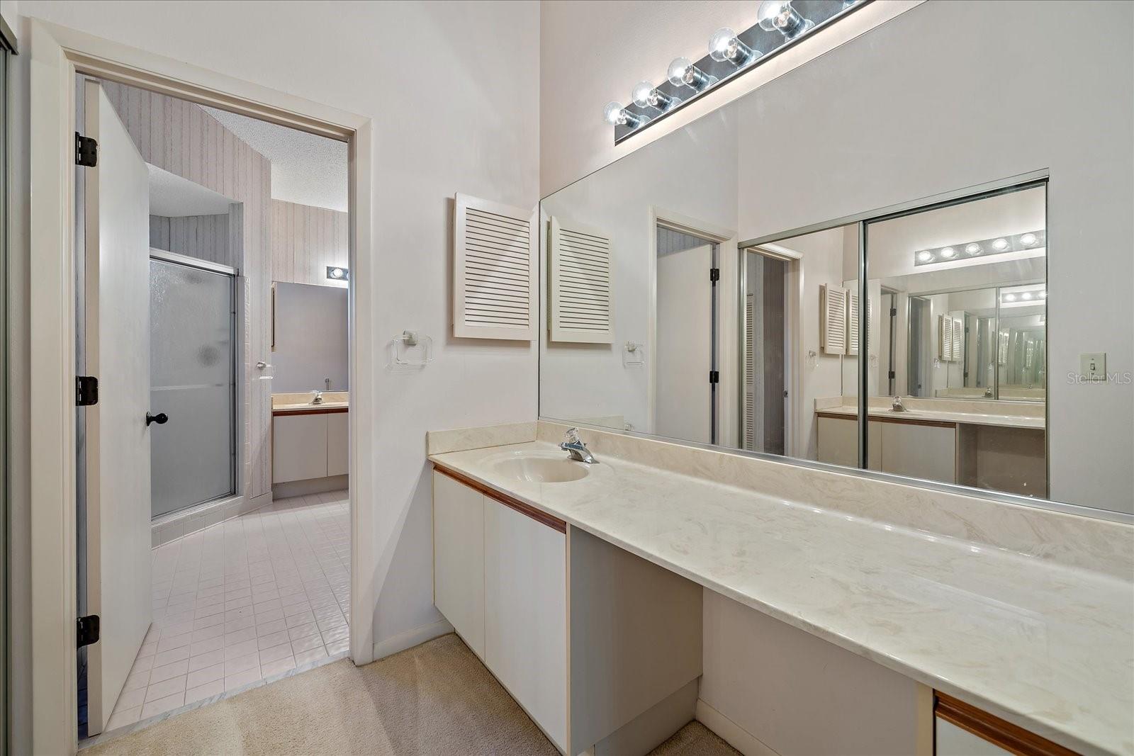 1654 STARLING DR #201, SARASOTA, FL — photo 24