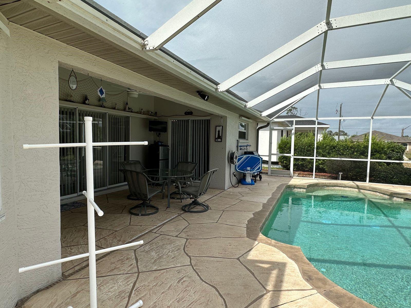107 COTTAGE PL, ROTONDA WEST, FL — photo 4