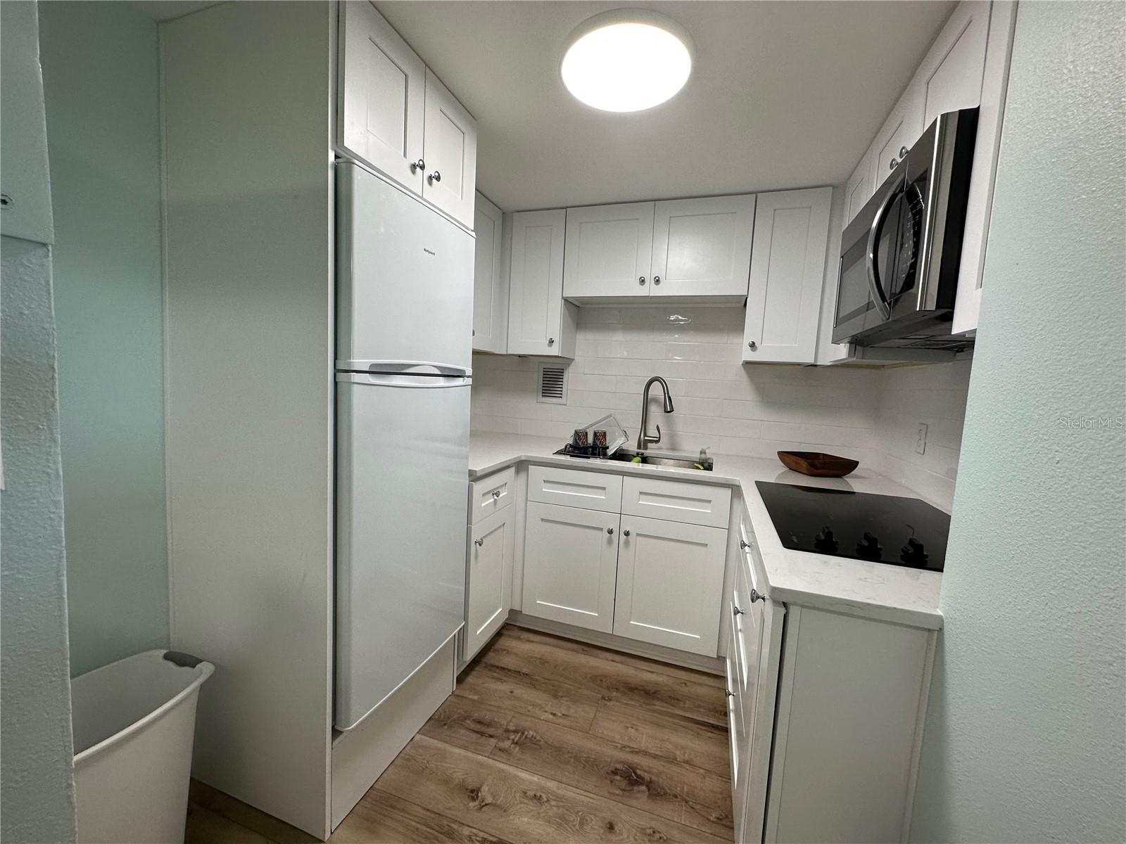 880 MANDALAY AVE #S404, CLEARWATER, FL — photo 27
