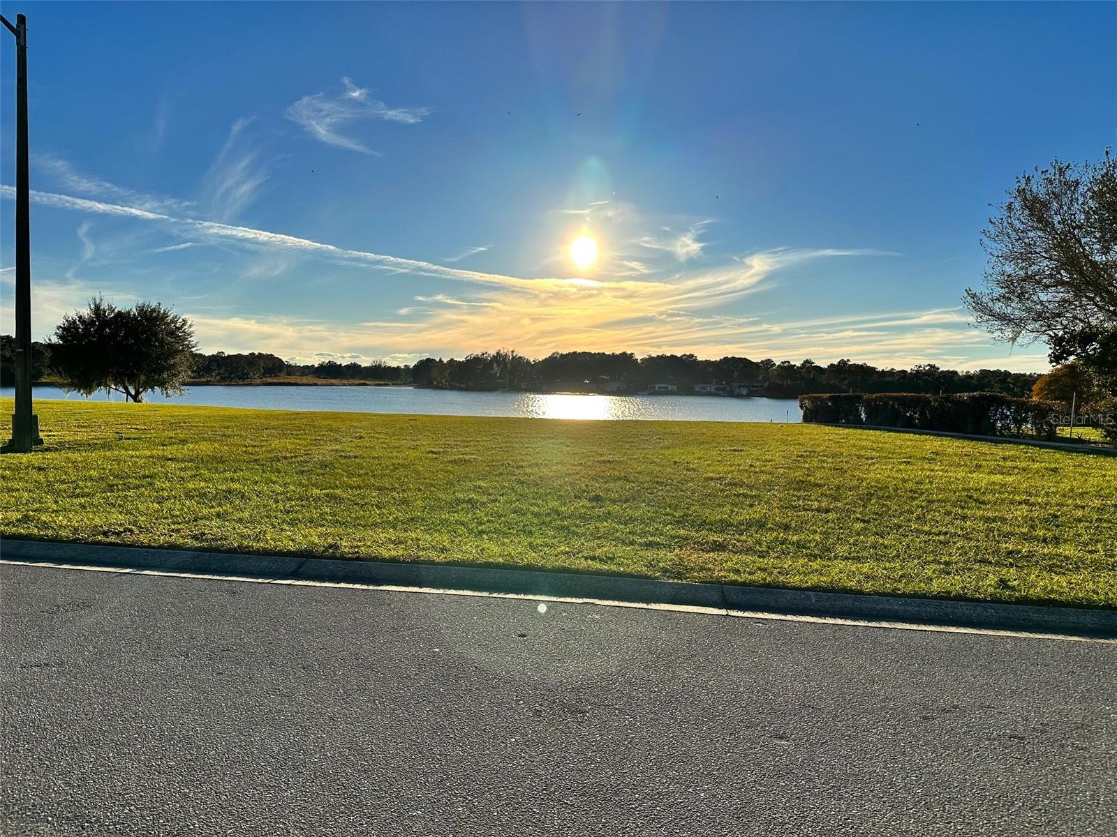 528 MEANDERING WAY, POLK CITY, FL