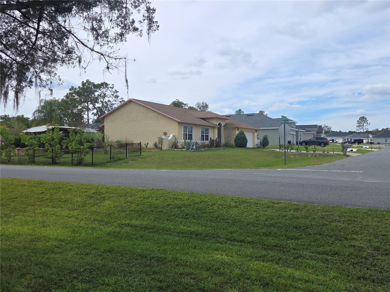567 SILVER COURSE RUN, OCALA, FL — photo 164