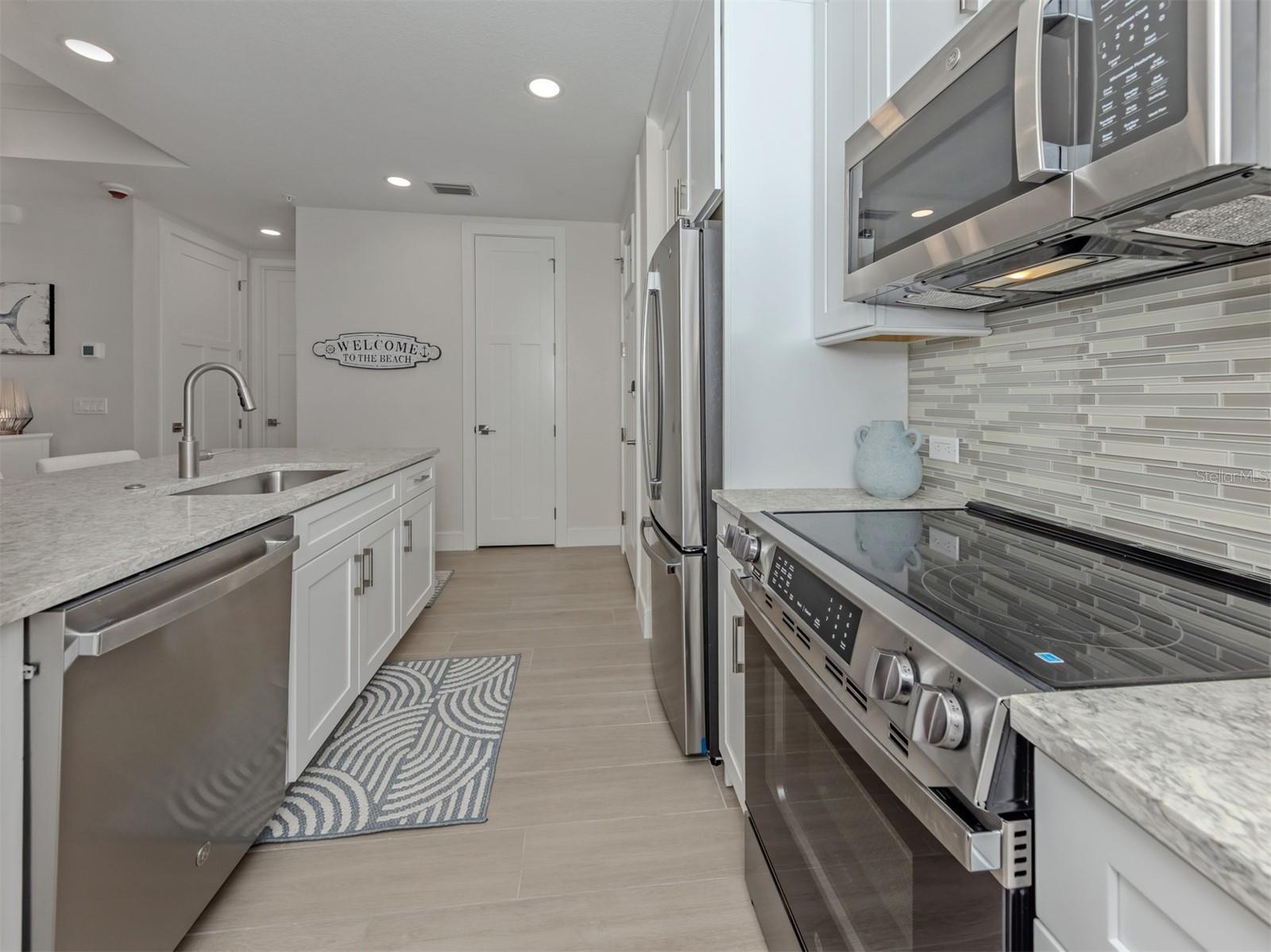 787 S. TAMIAMI TRAIL #102, VENICE, FL — photo 15