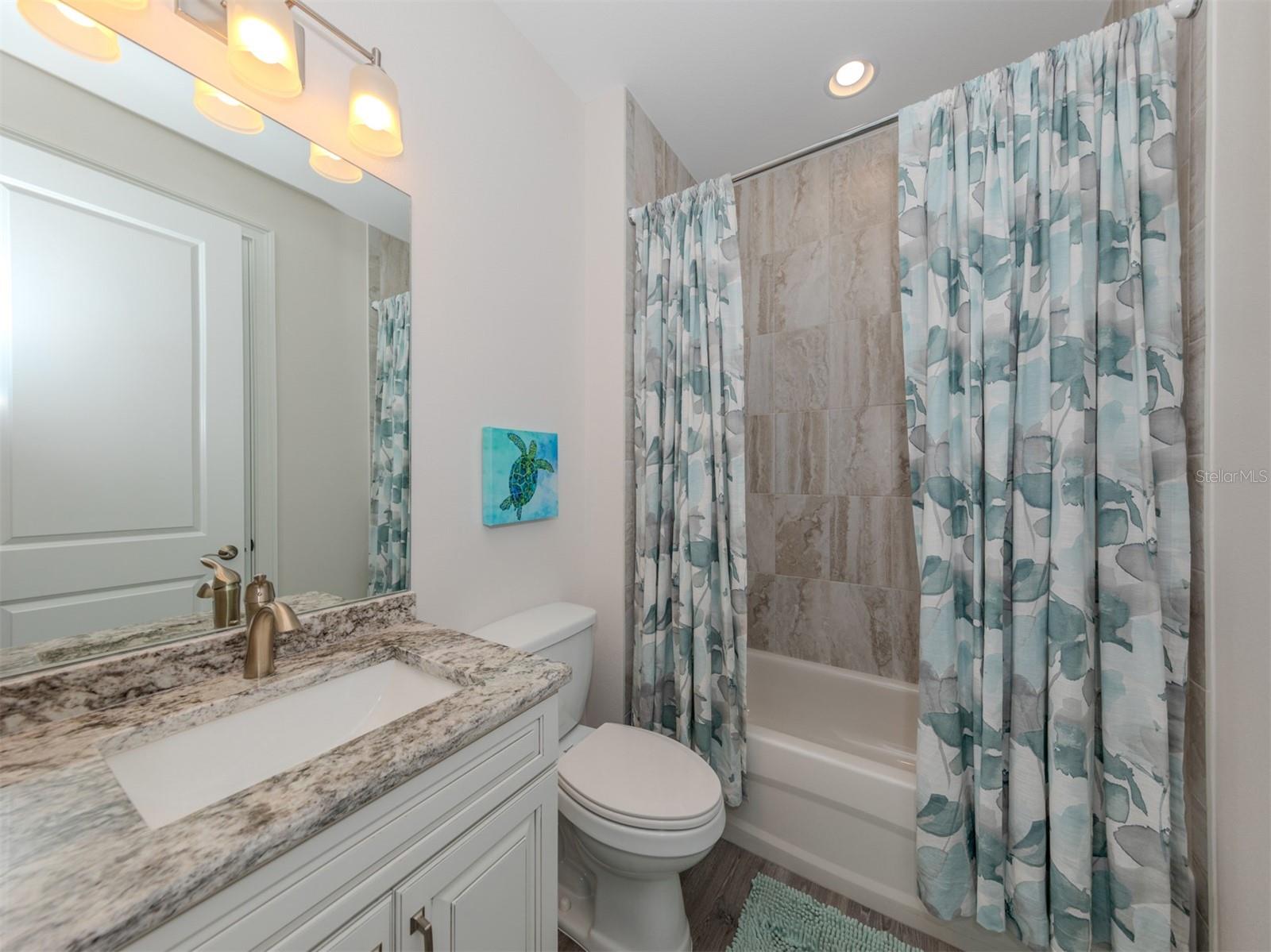 922 E VENICE AVE, VENICE, FL — photo 19