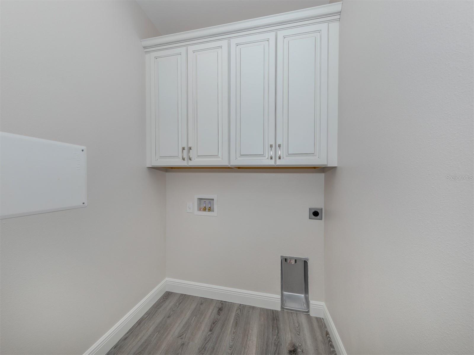 922 E VENICE AVE, VENICE, FL — photo 12