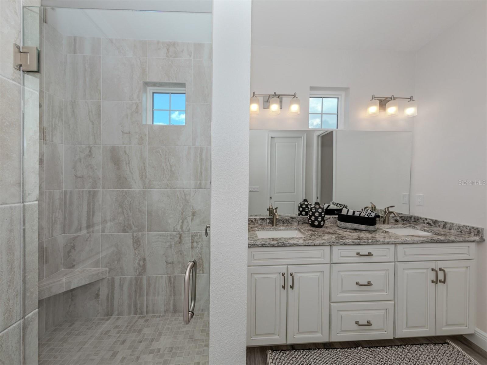 922 E VENICE AVE, VENICE, FL — photo 15