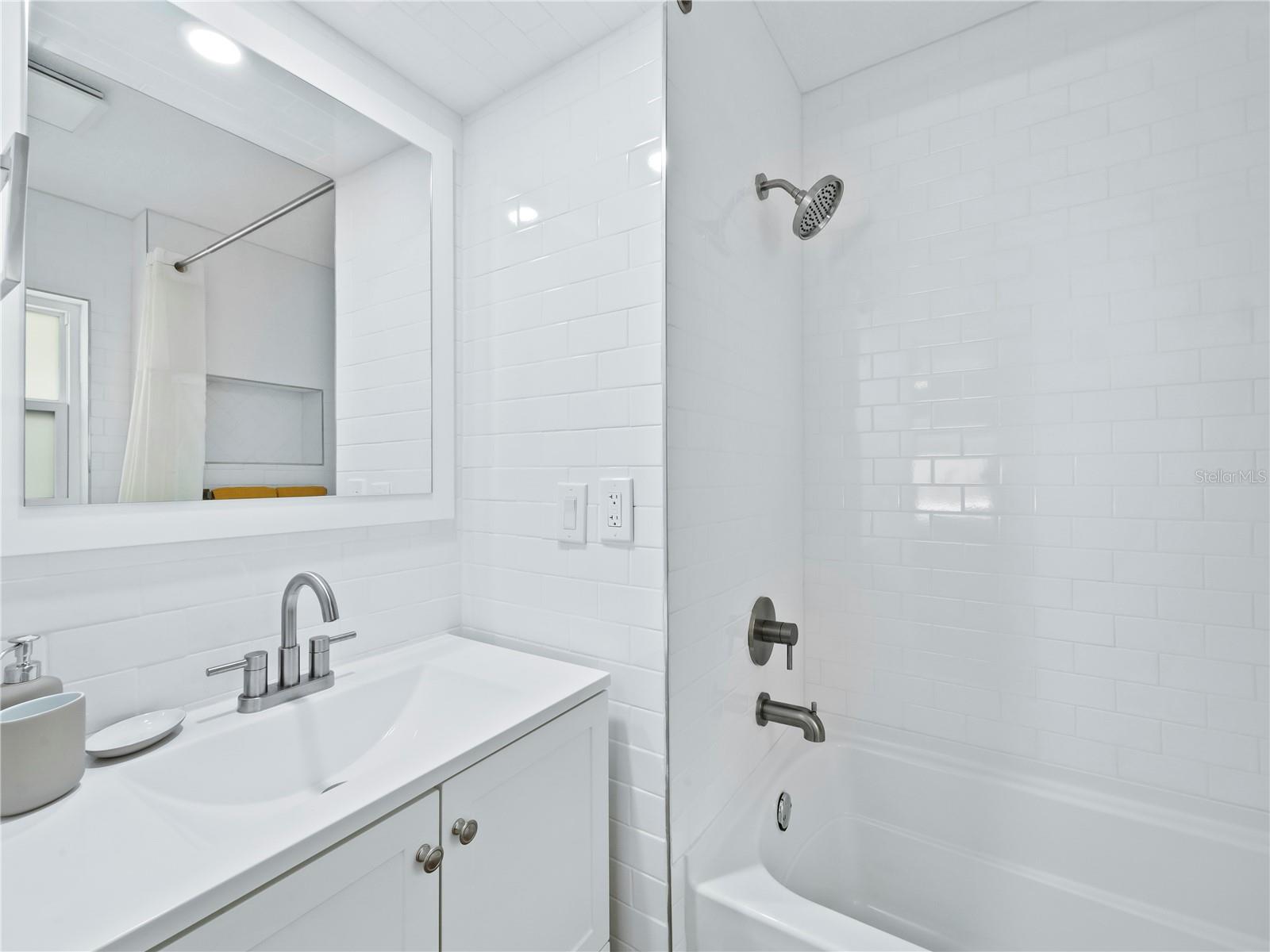 516 CASAS BONITAS WAY, NOKOMIS, FL — photo 27