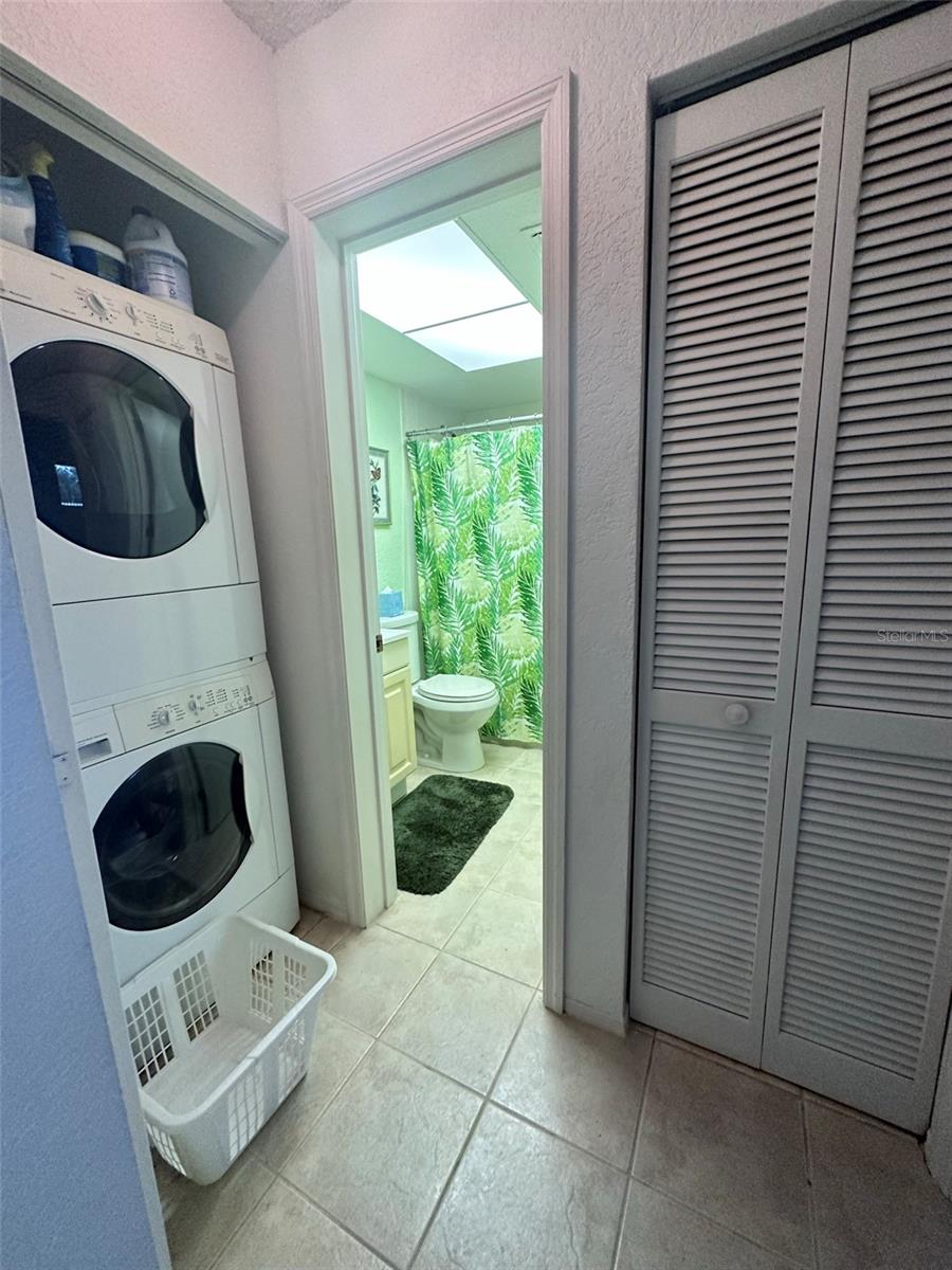 4024 OAKVIEW DR #I9, PORT CHARLOTTE, FL — photo 17
