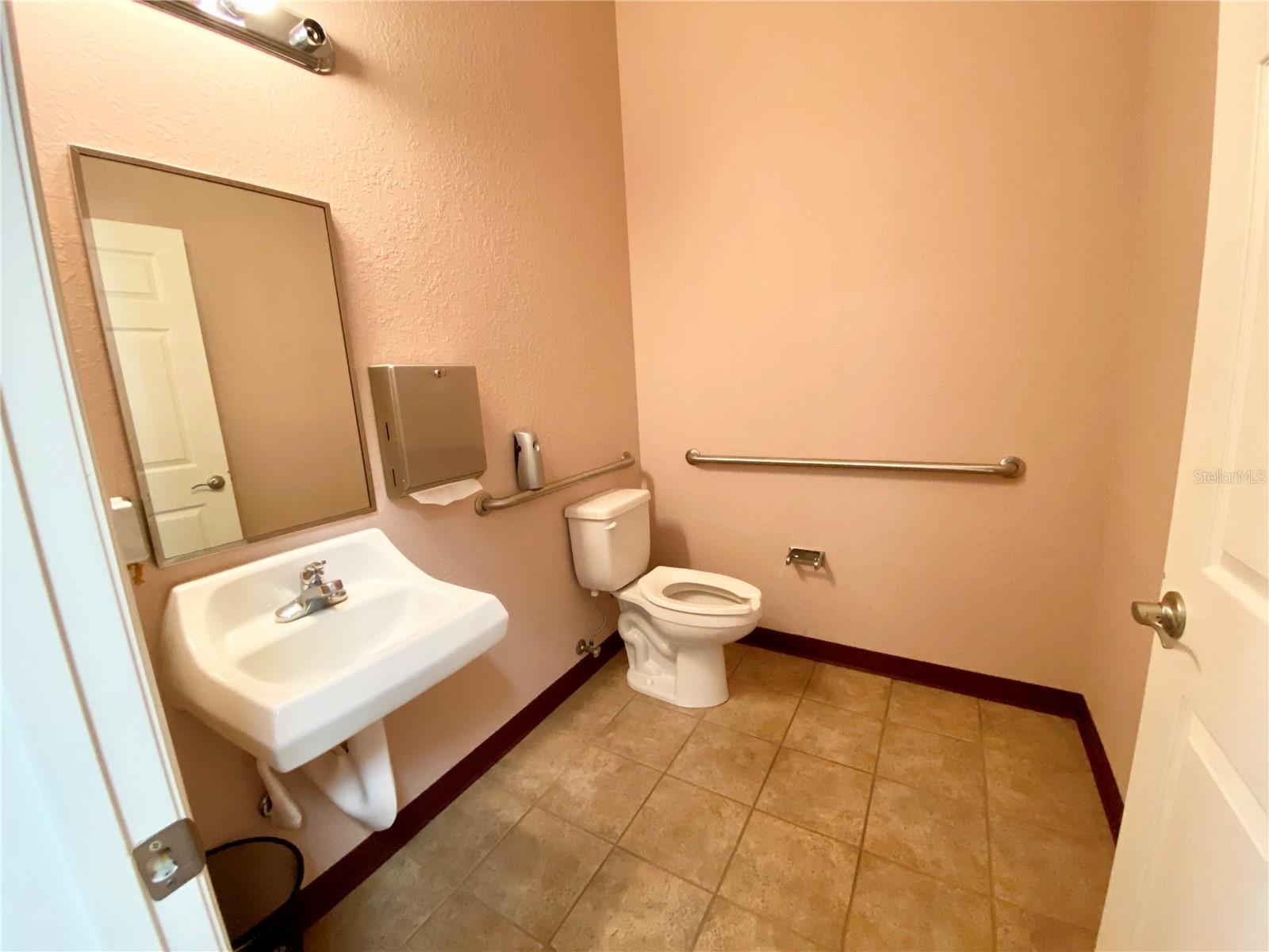 929 US 27/441 #101, LADY LAKE, FL — photo 24