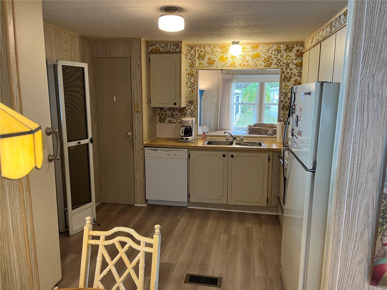 626 CERVINA DR, VENICE, FL — photo 13
