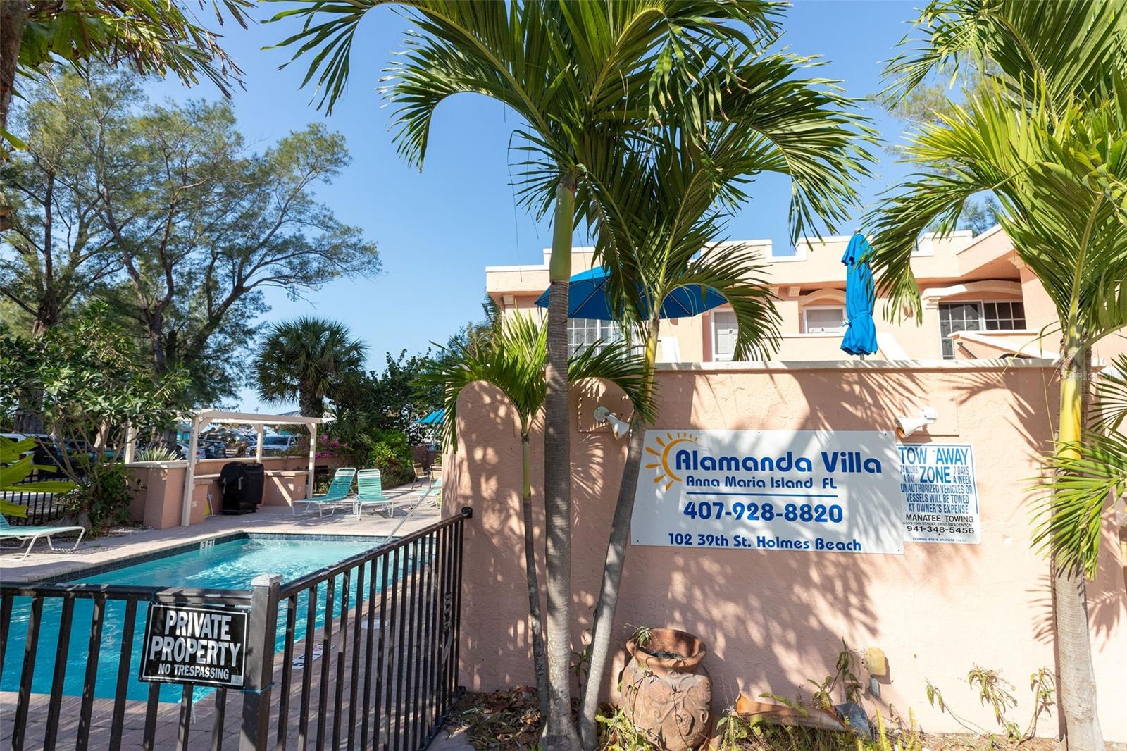 102 39TH ST #2, HOLMES BEACH, FL