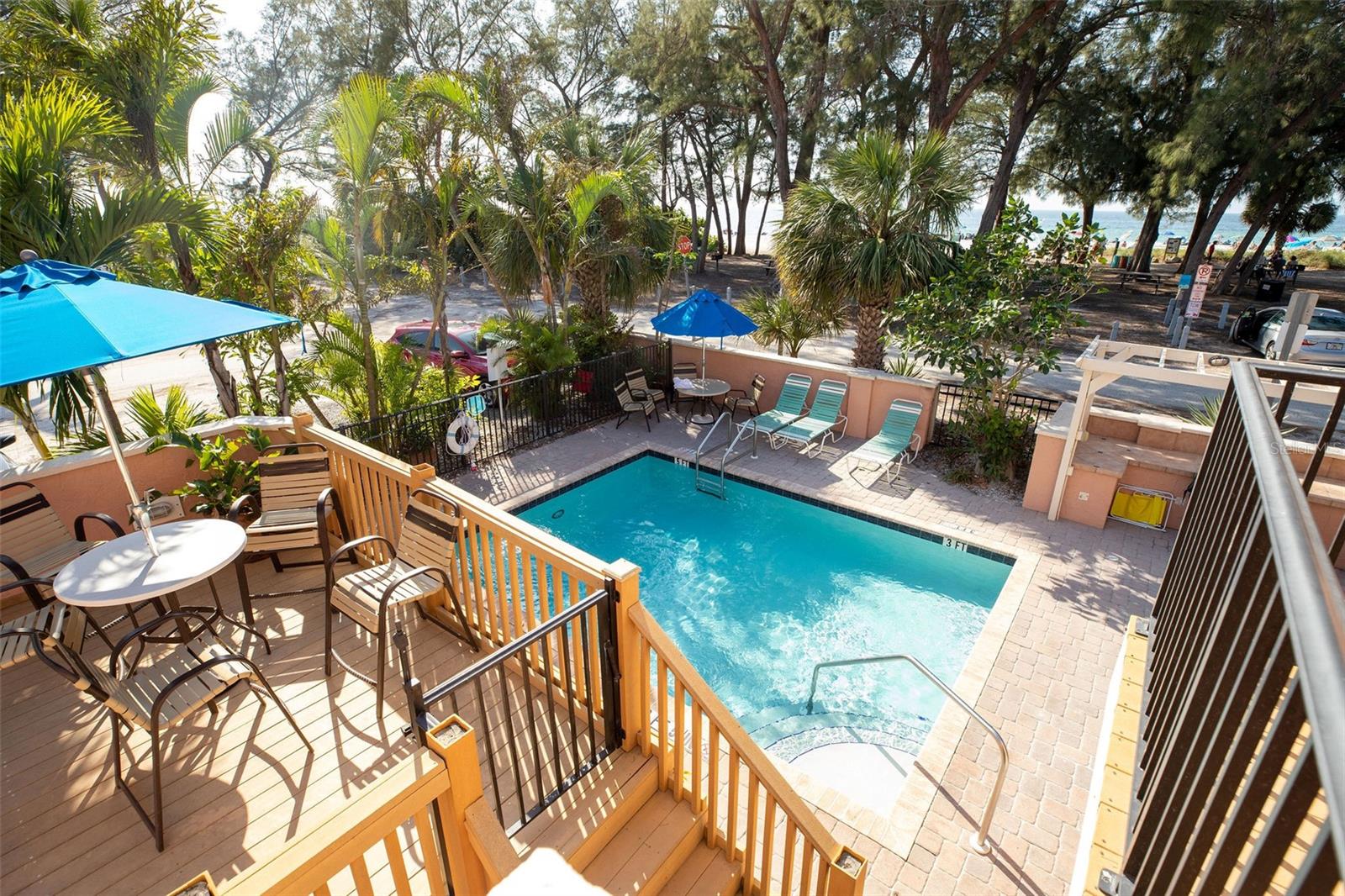 102 39TH ST #2, HOLMES BEACH, FL — photo 5