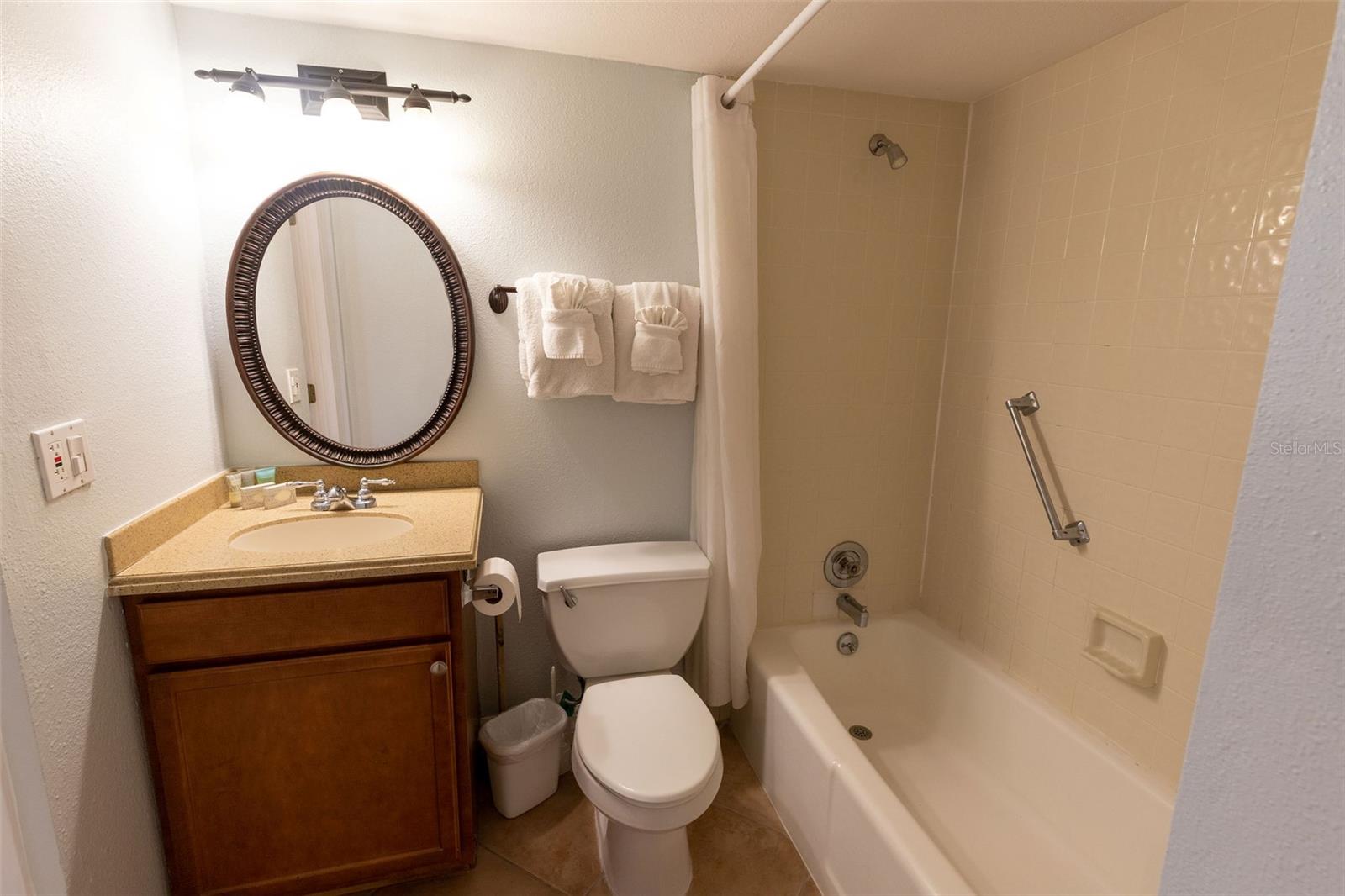 102 39TH ST #2, HOLMES BEACH, FL — photo 11