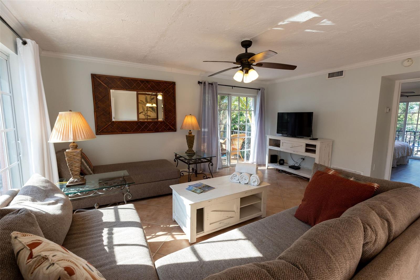 102 39TH ST #2, HOLMES BEACH, FL — photo 17