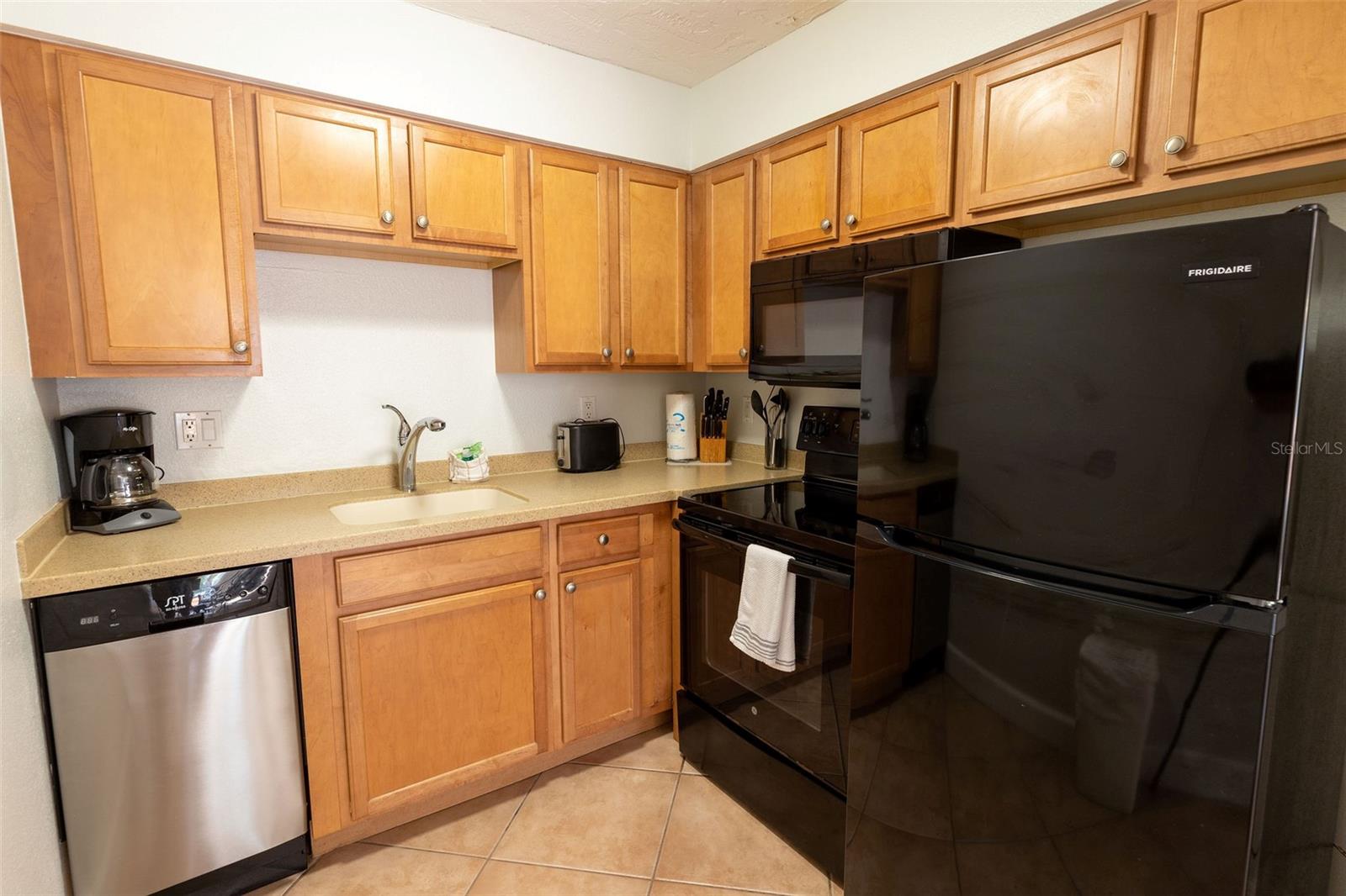 102 39TH ST #2, HOLMES BEACH, FL — photo 29