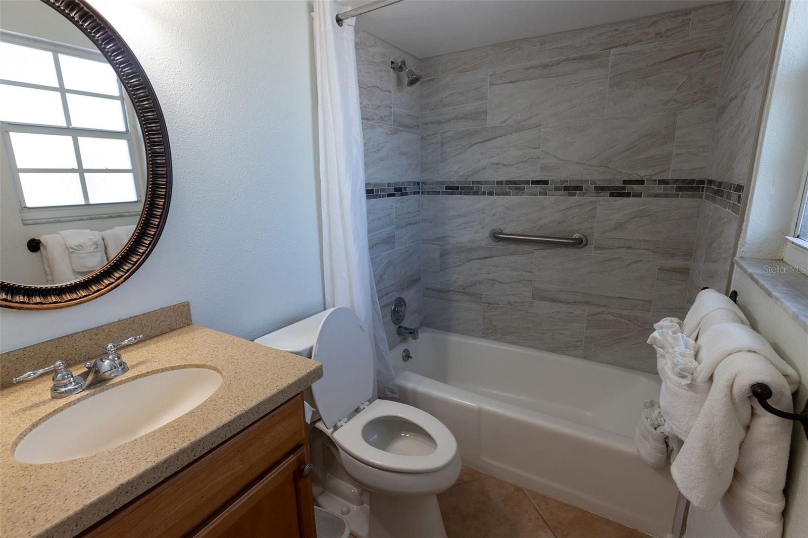 102 39TH ST #2, HOLMES BEACH, FL — photo 33
