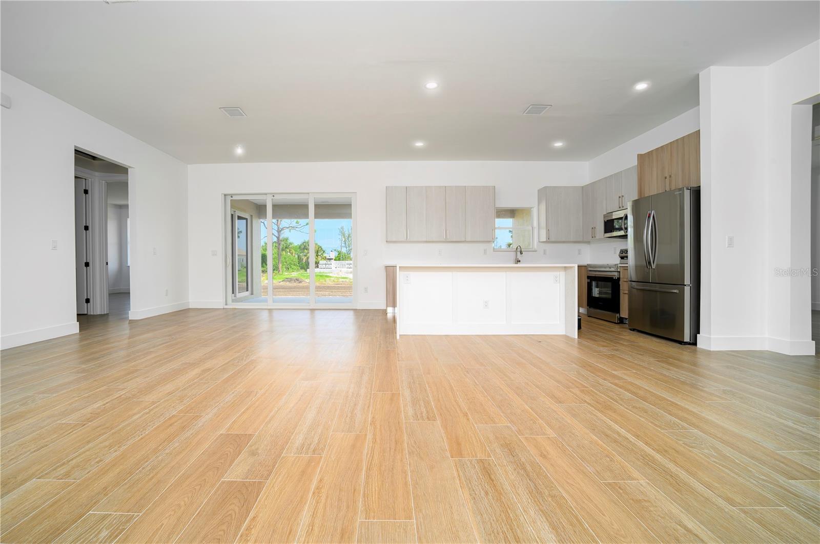 xx 15101 BRAINBRIDGE CIR, PORT CHARLOTTE, FL — photo 9