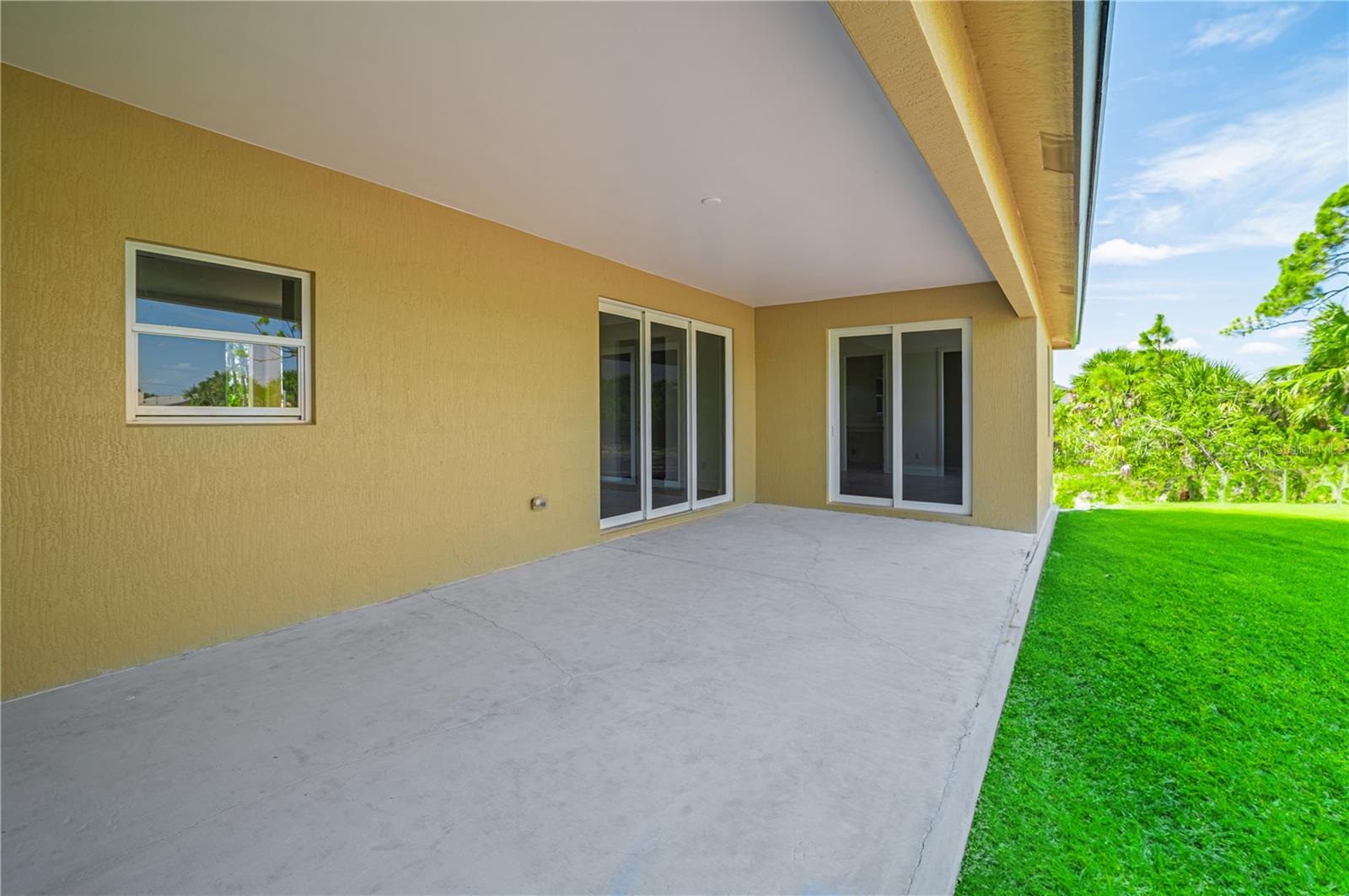xx 15101 BRAINBRIDGE CIR, PORT CHARLOTTE, FL — photo 11