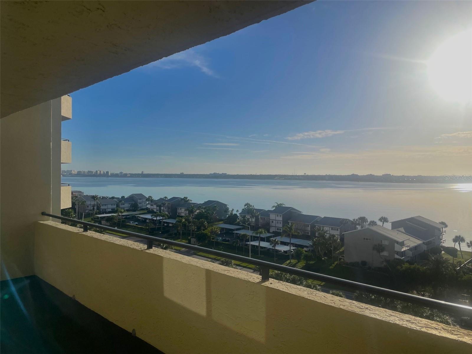 1290 GULF BLVD #901, CLEARWATER, FL — photo 2