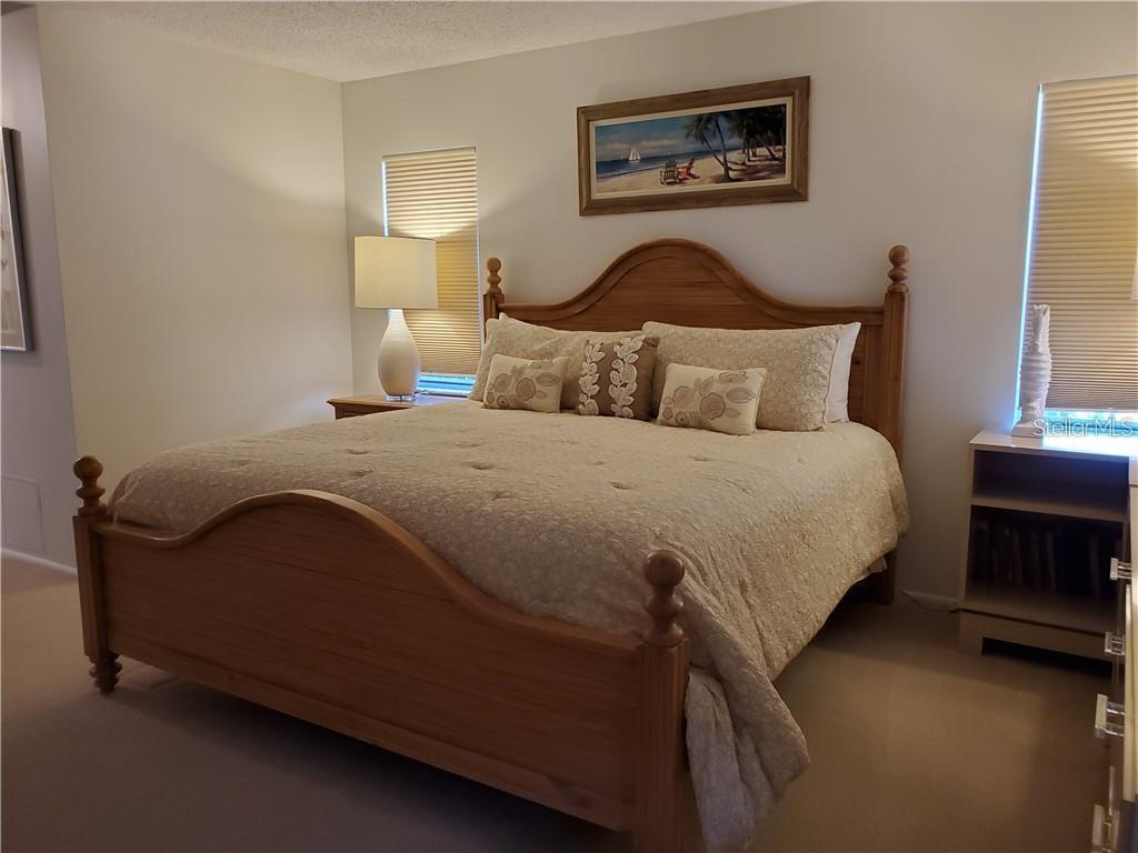 6892 W COUNTRY CLUB LN, SARASOTA, FL — photo 10