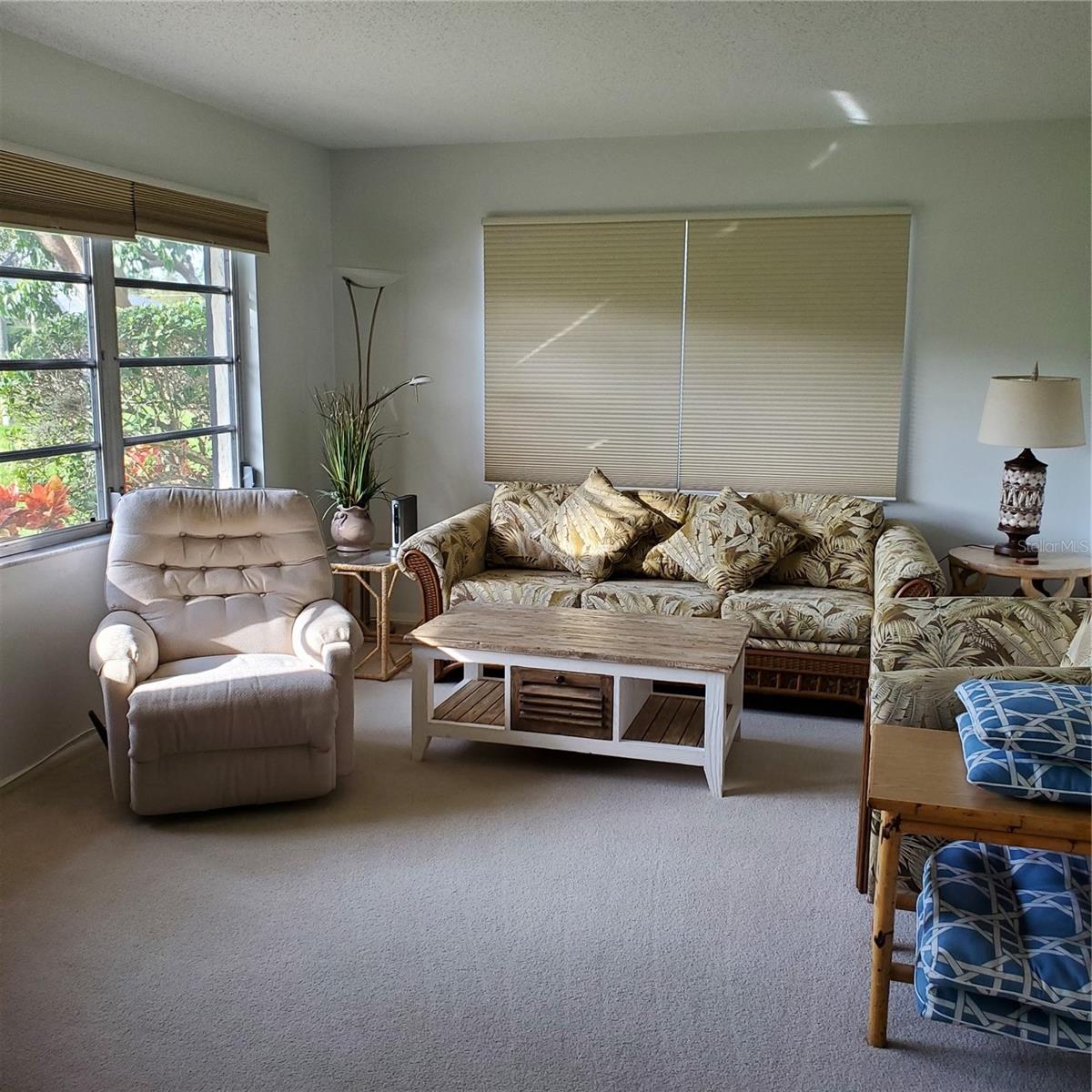 6892 W COUNTRY CLUB LN, SARASOTA, FL — photo 9
