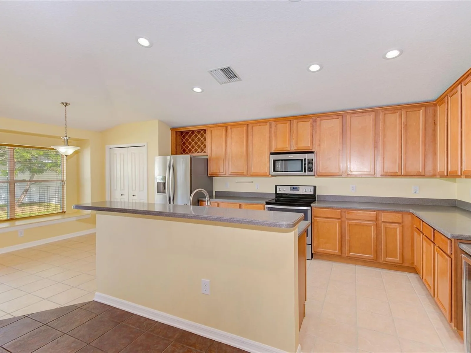 422 DOWN PINE DR, SEFFNER, FL — photo 13