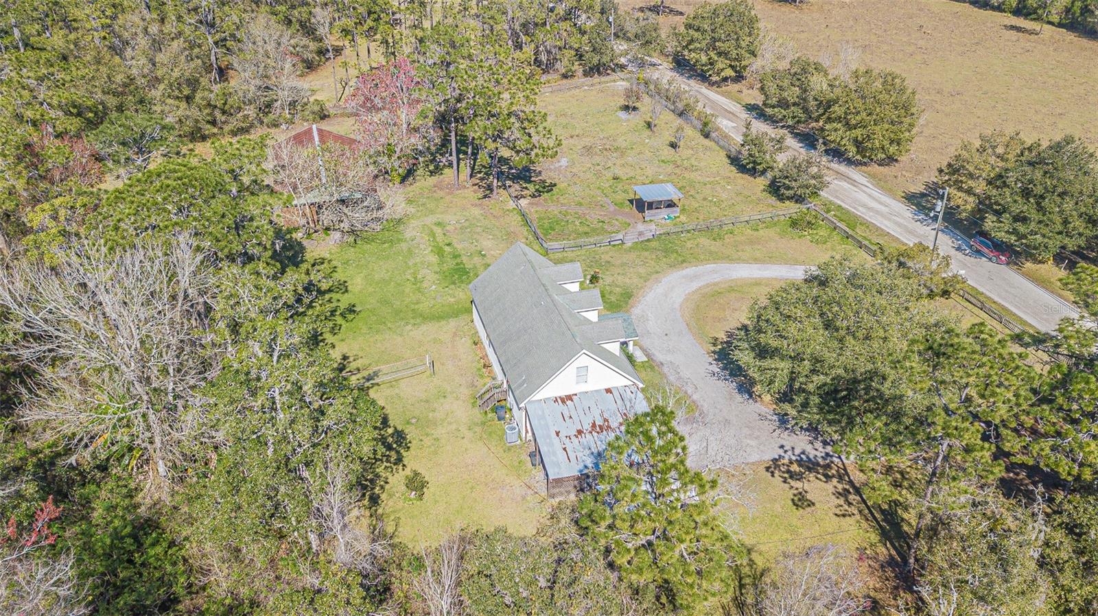 8529 KENTON RD, WESLEY CHAPEL, FL — photo 62