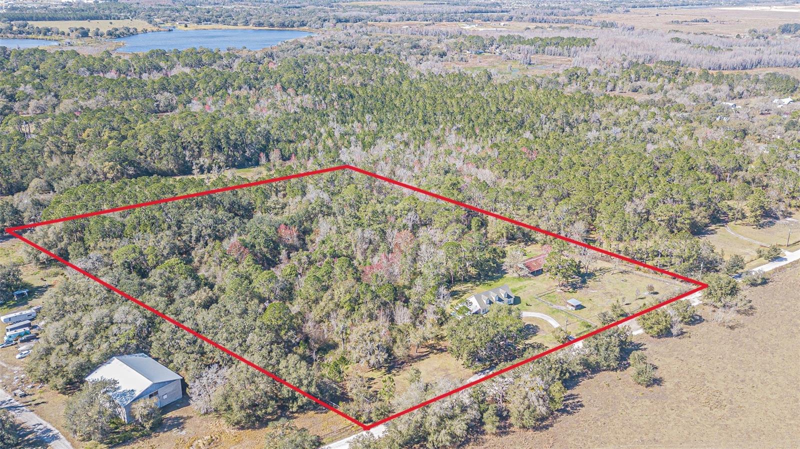 8529 KENTON RD, WESLEY CHAPEL, FL — photo 80