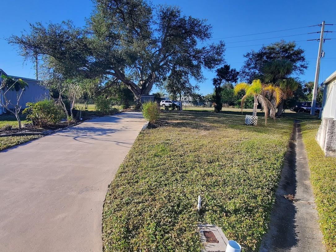 6880 PLEASANT CT, NORTH PORT, FL