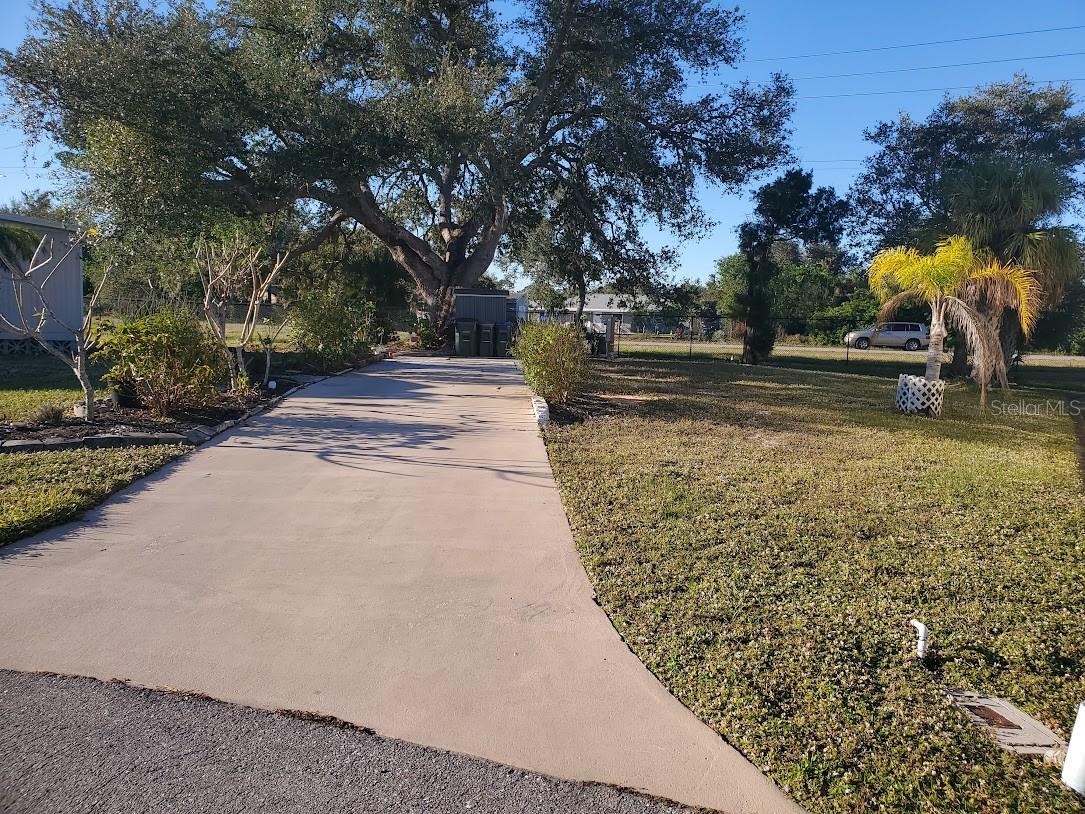 6880 PLEASANT CT, NORTH PORT, FL — photo 3