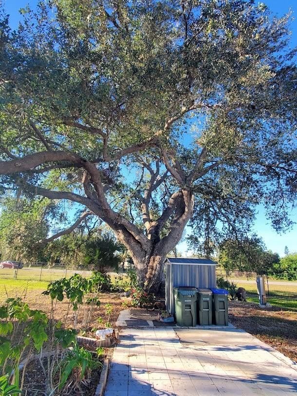 6880 PLEASANT CT, NORTH PORT, FL — photo 4