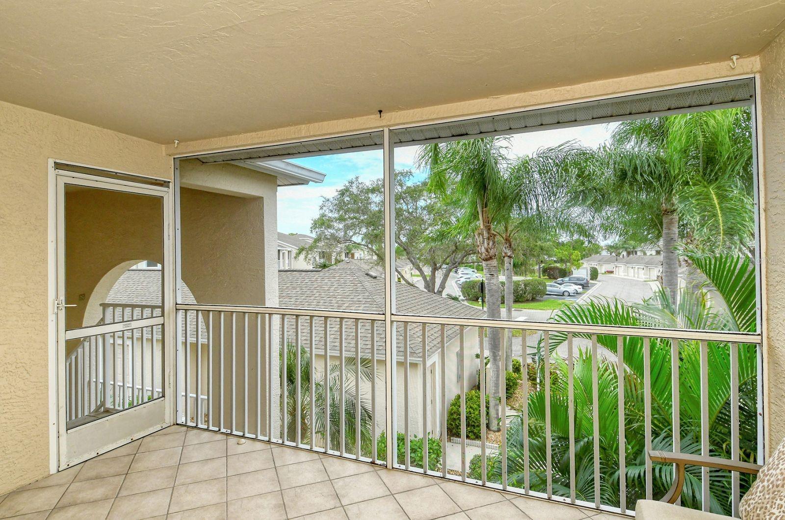 9560 HIGH GATE DR #1624, SARASOTA, FL — photo 3