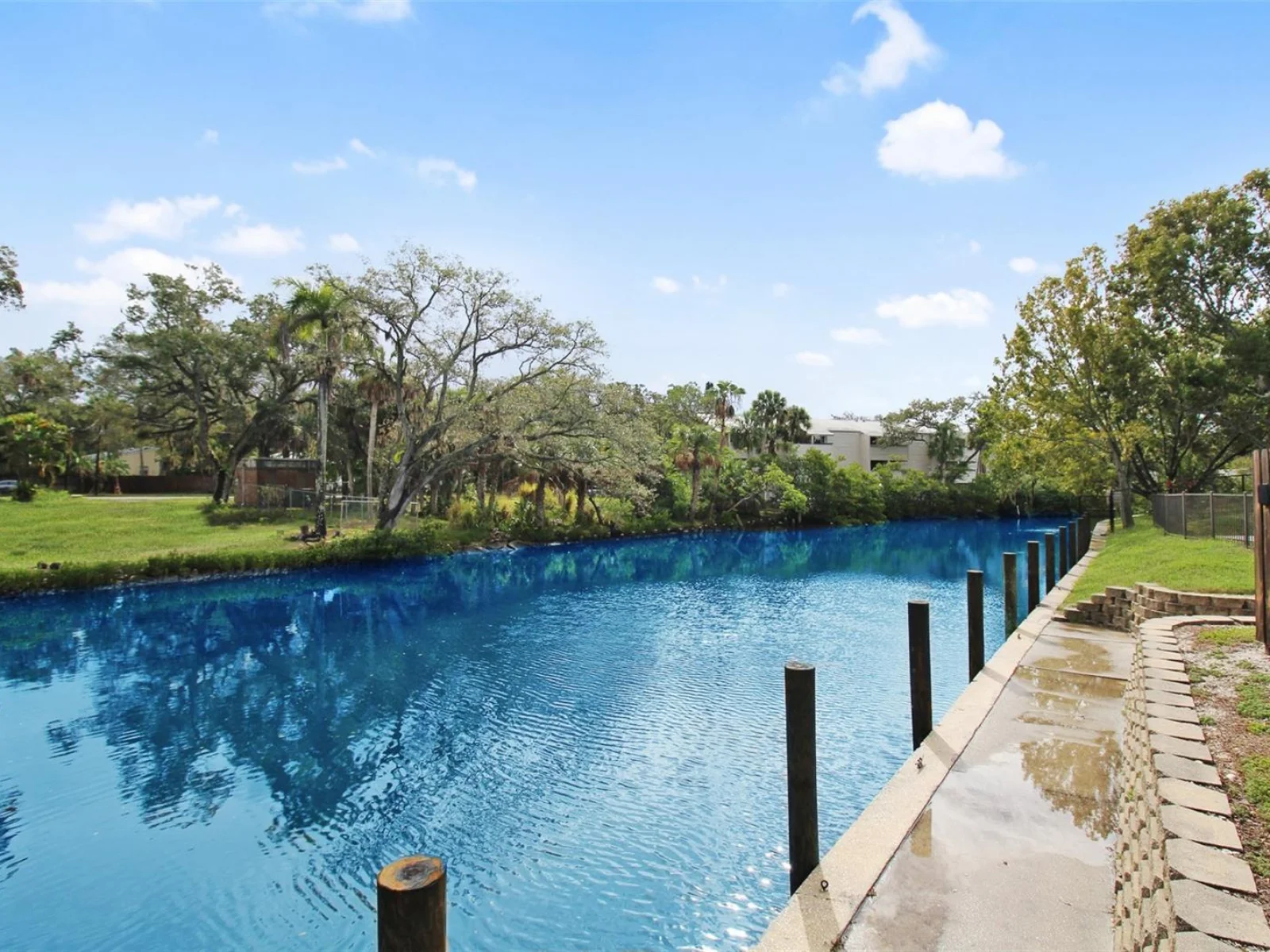 2124 N TAMIAMI TRL #101, SARASOTA, FL — photo 40