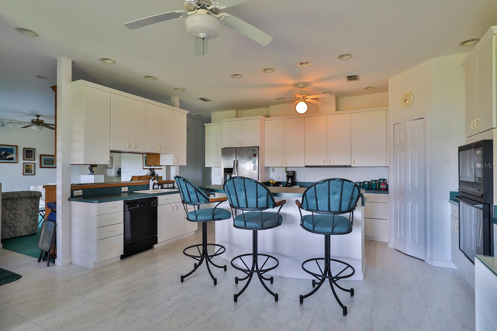 2437 SWORDFISH LN, EDGEWATER, FL — photo 9