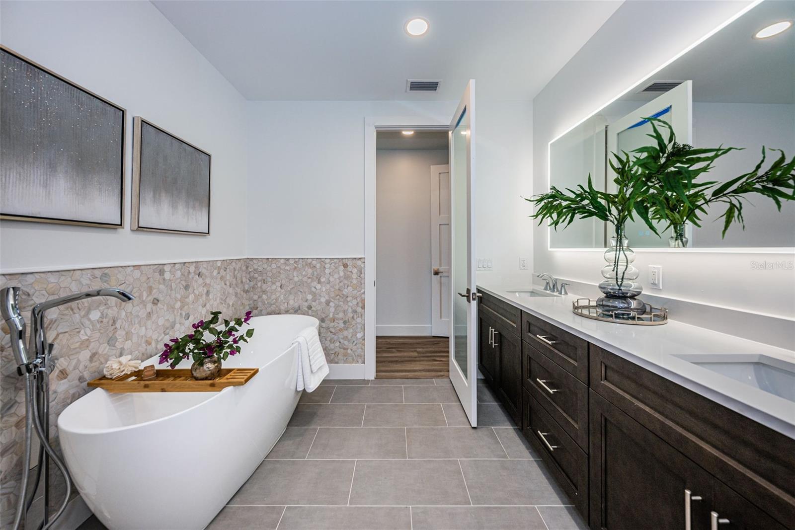 12305 3RD ST E #2, TREASURE ISLAND, FL — photo 44