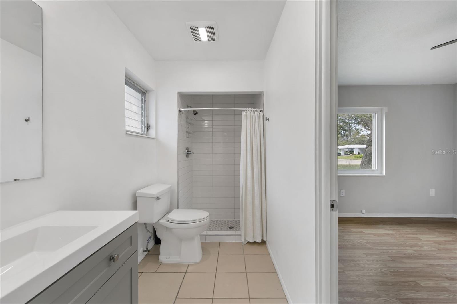 3915 SCHWALBE DR #128, SARASOTA, FL — photo 13