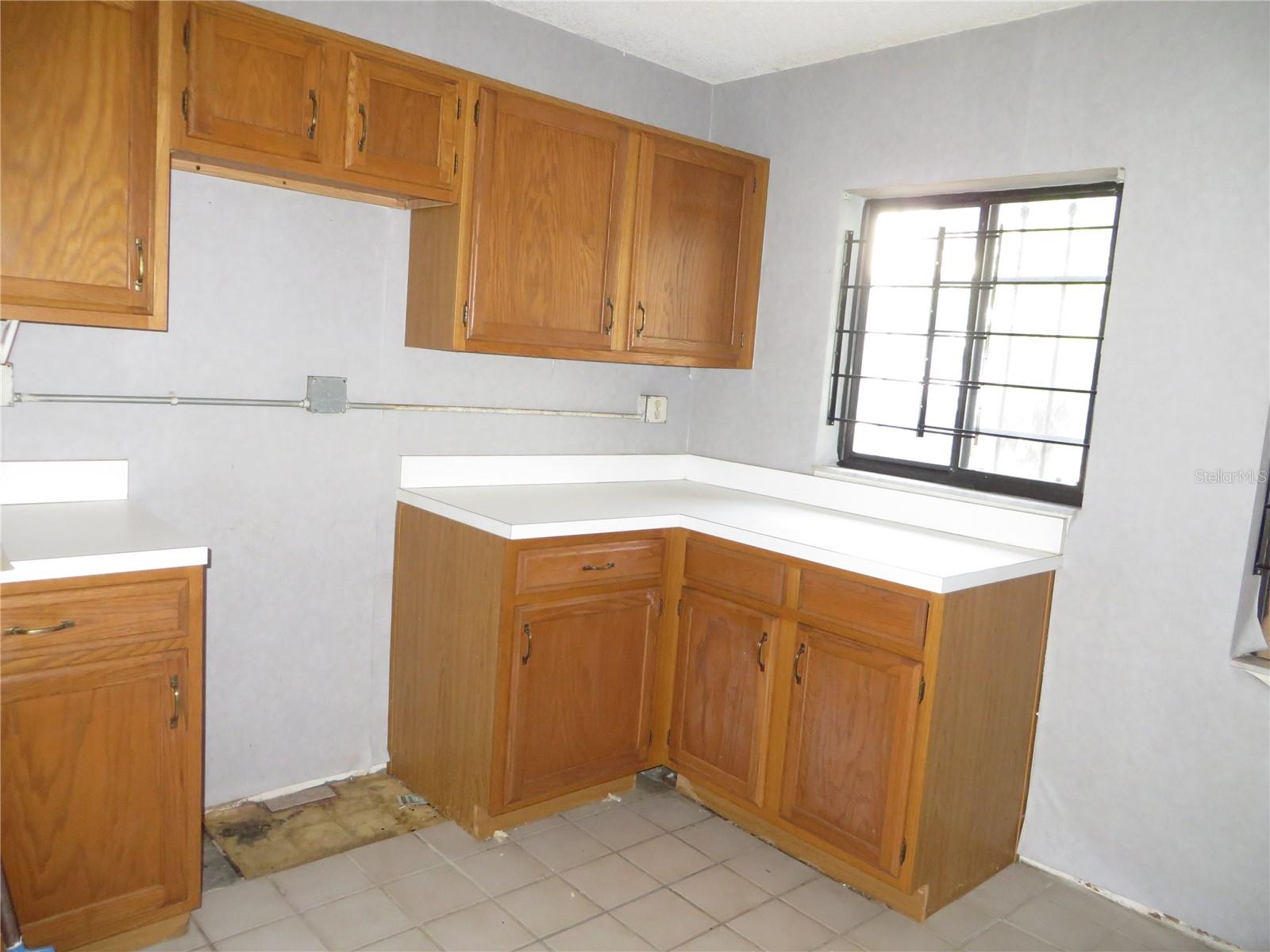 420 W CHERRY ST, KISSIMMEE, FL — photo 7