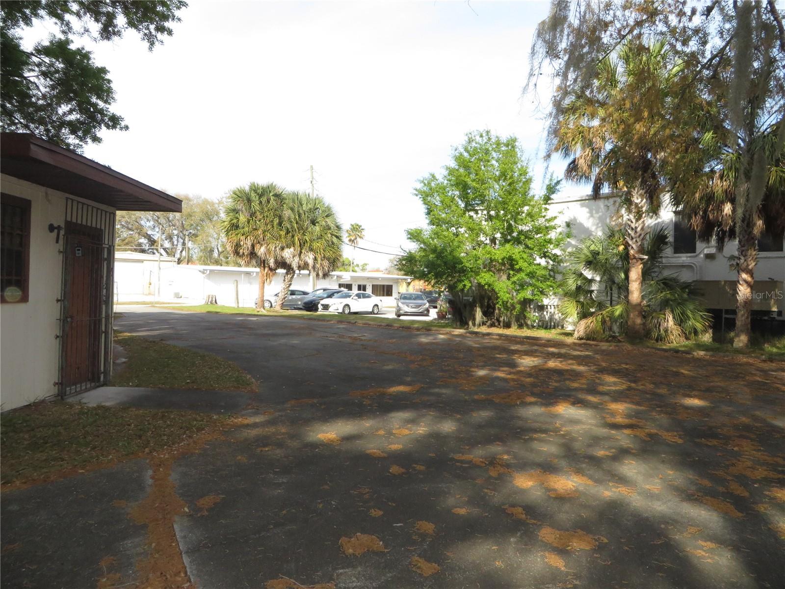 420 W CHERRY ST, KISSIMMEE, FL — photo 20