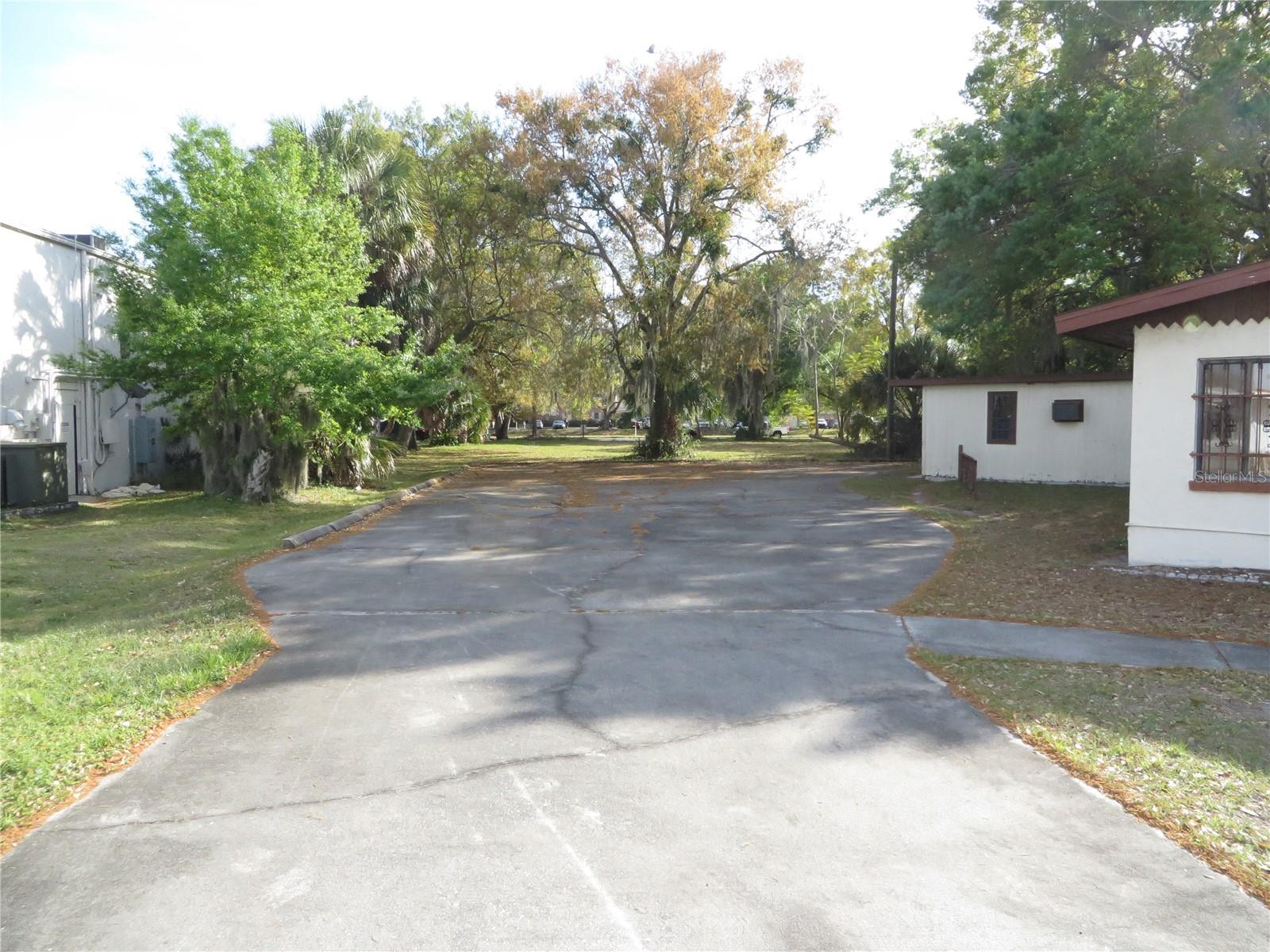 420 W CHERRY ST, KISSIMMEE, FL